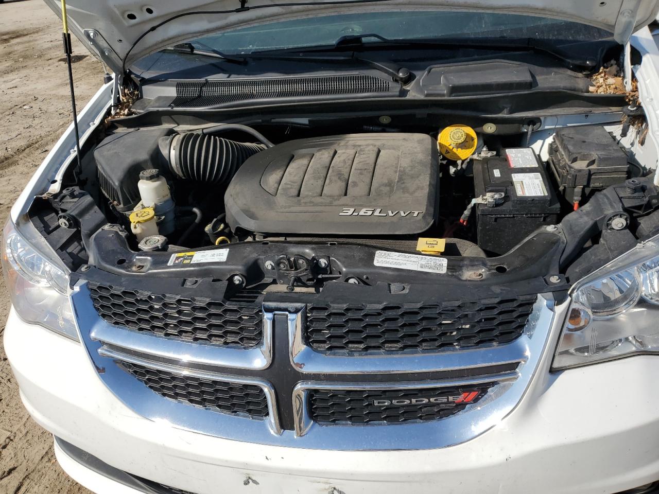 2018 Dodge Caravan - Image 12