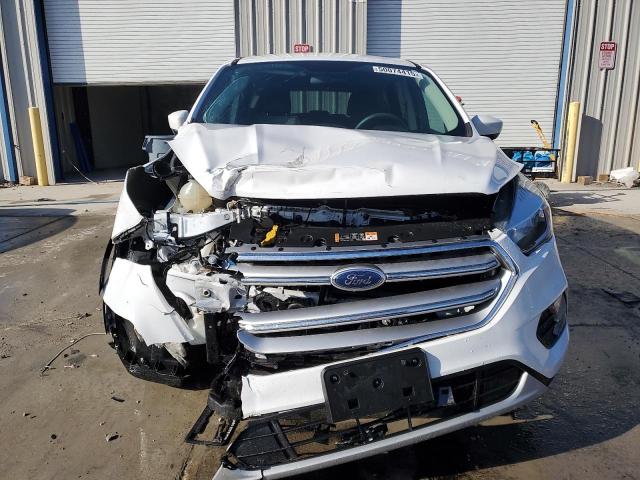  FORD ESCAPE 2017 Белы