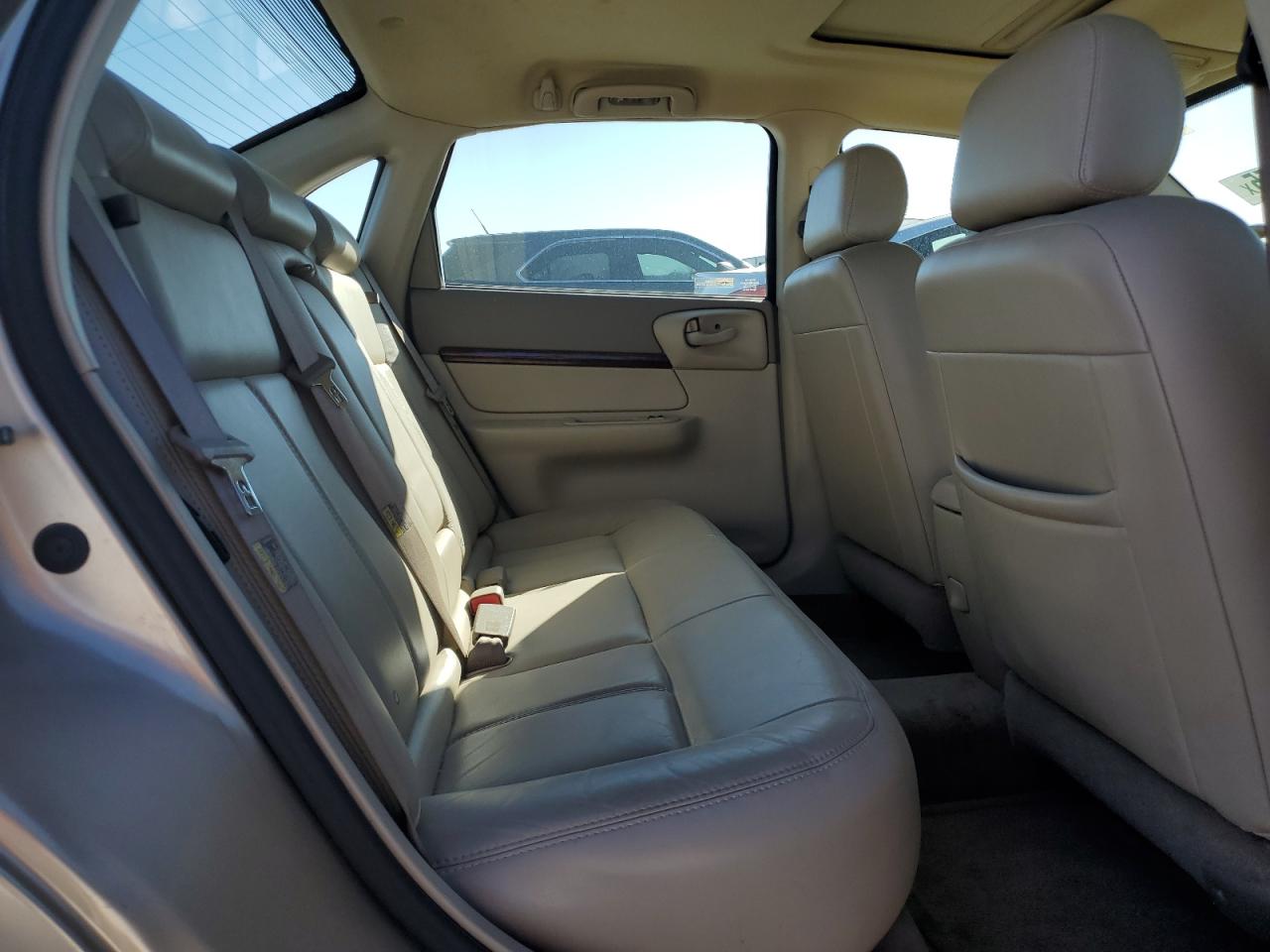 2005 Chevrolet Impala - Image 10