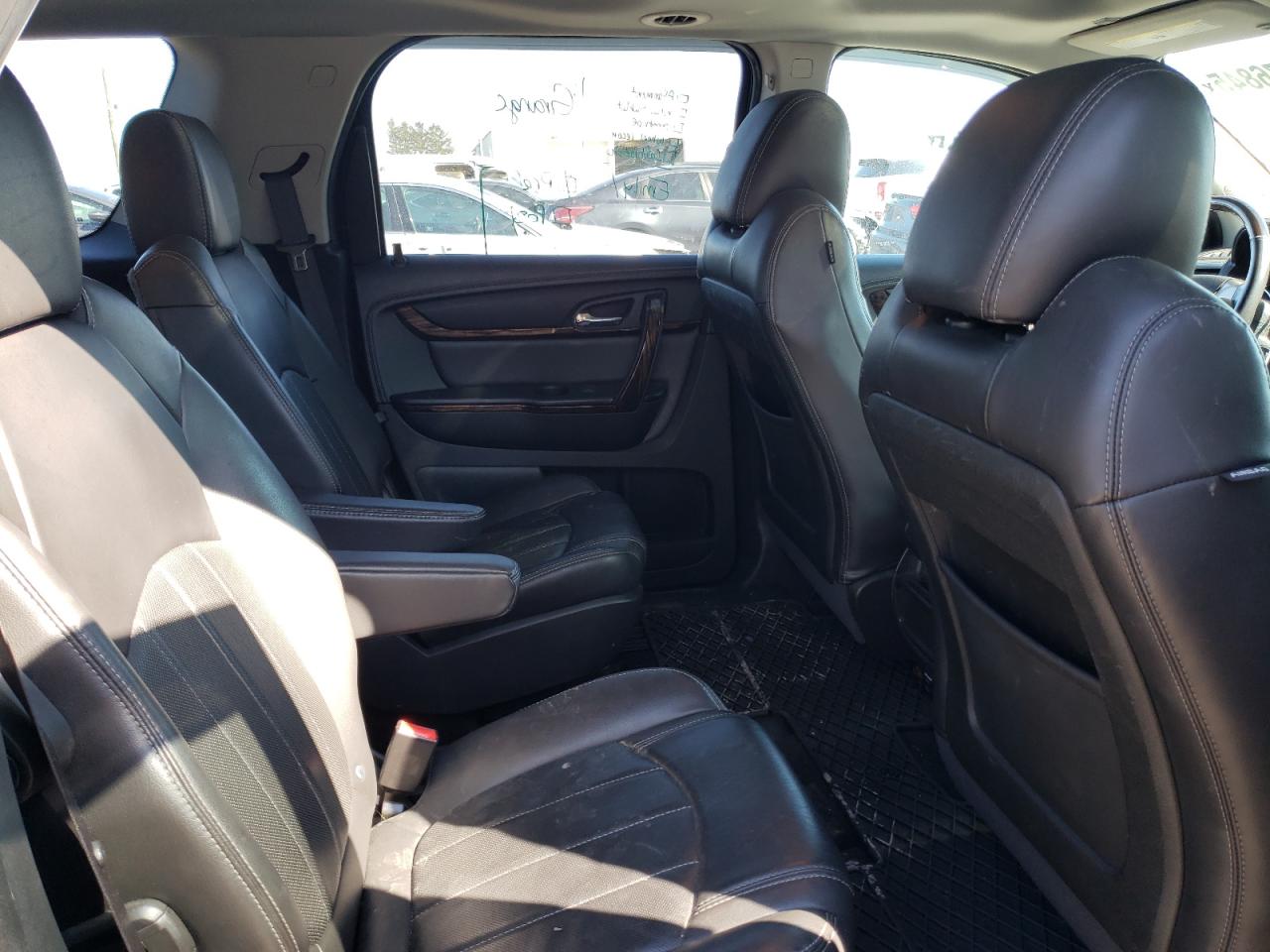 2016 GMC Acadia - Image 11