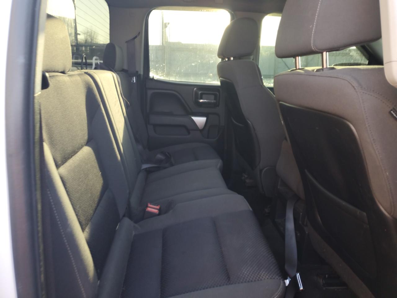 2014 Chevrolet Silverado - Image 10