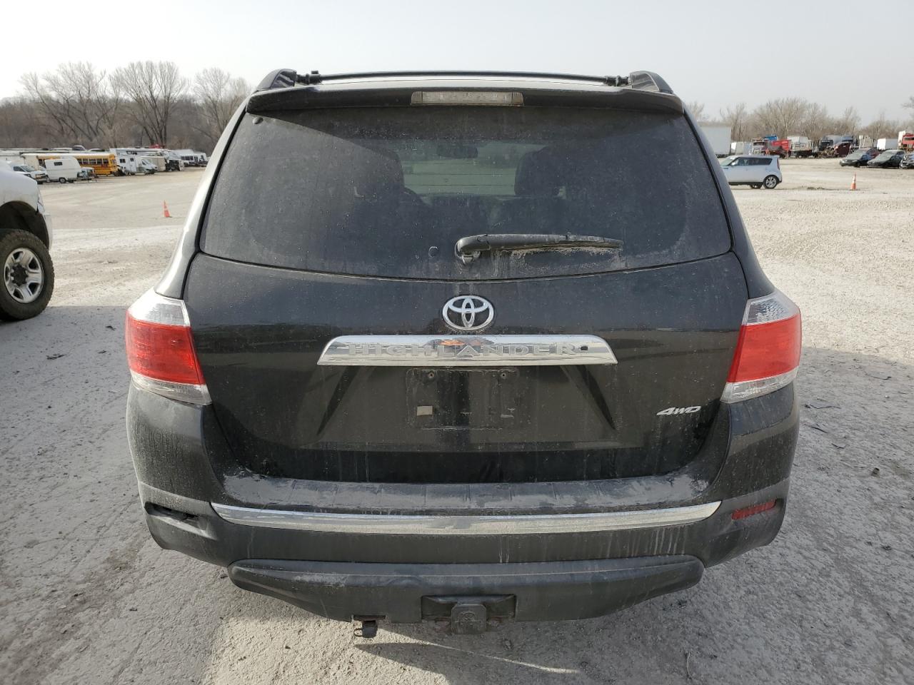2013 Toyota Highlander - Image 6