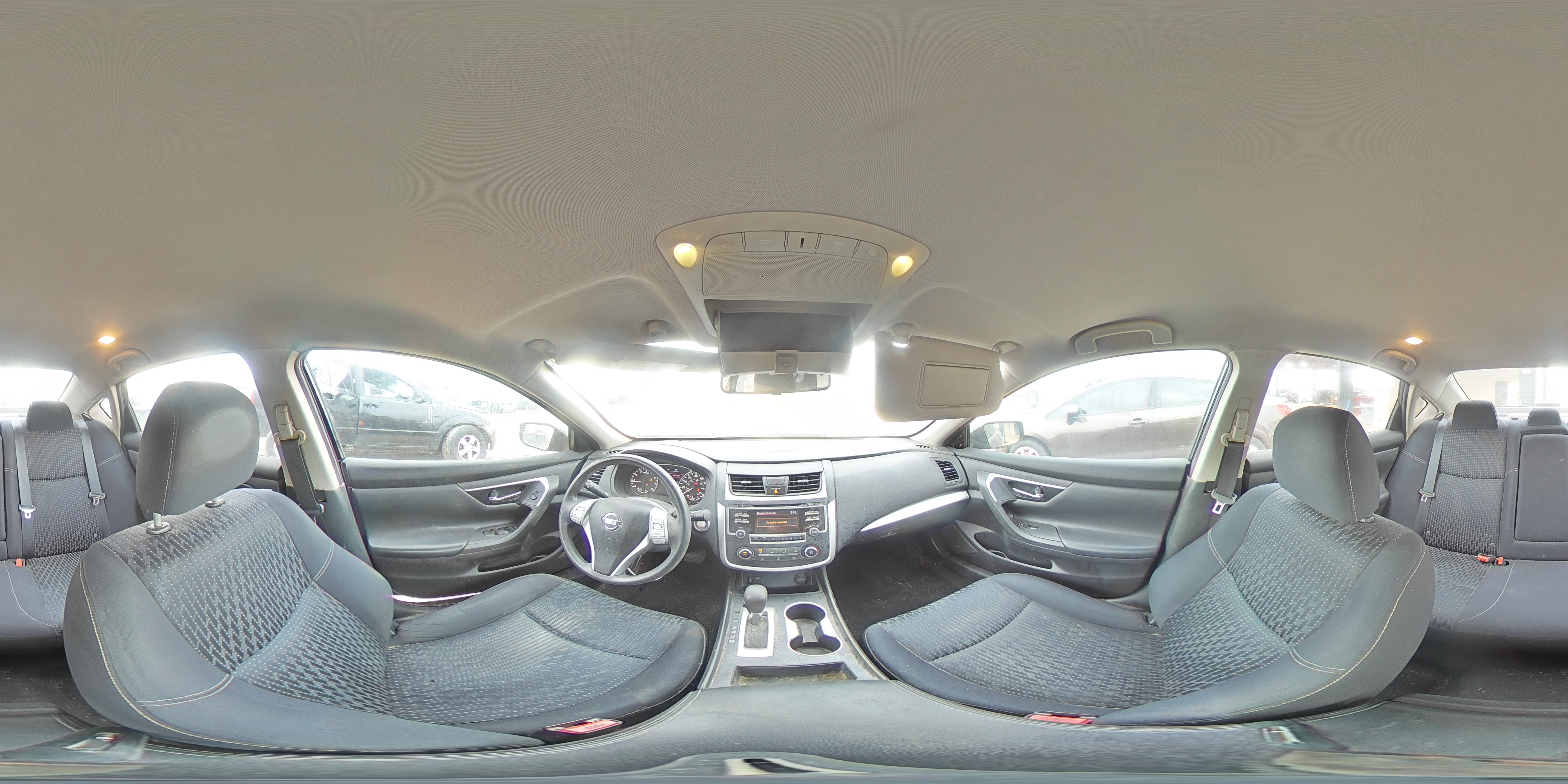 2016 Nissan Altima - Image 13