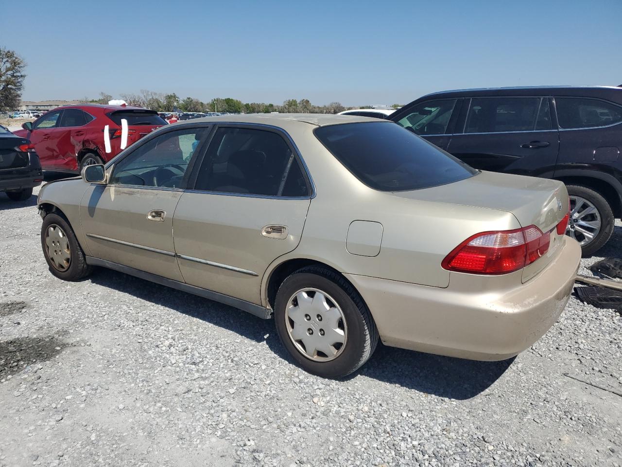 2000 Honda Accord - Image 2