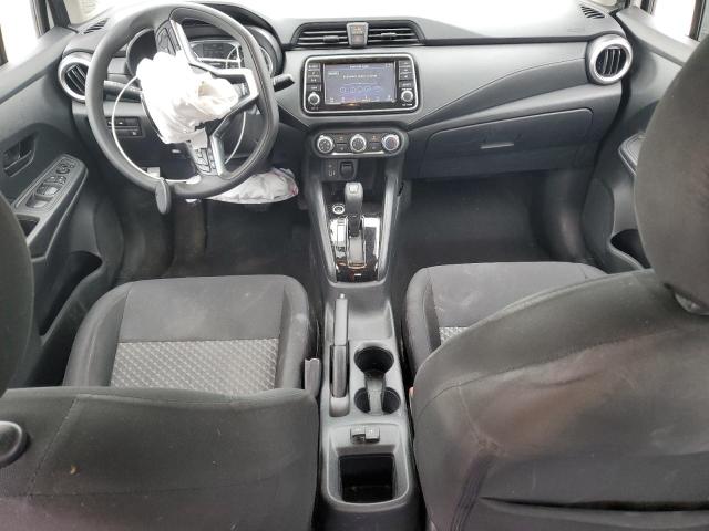  NISSAN VERSA 2021 Biały