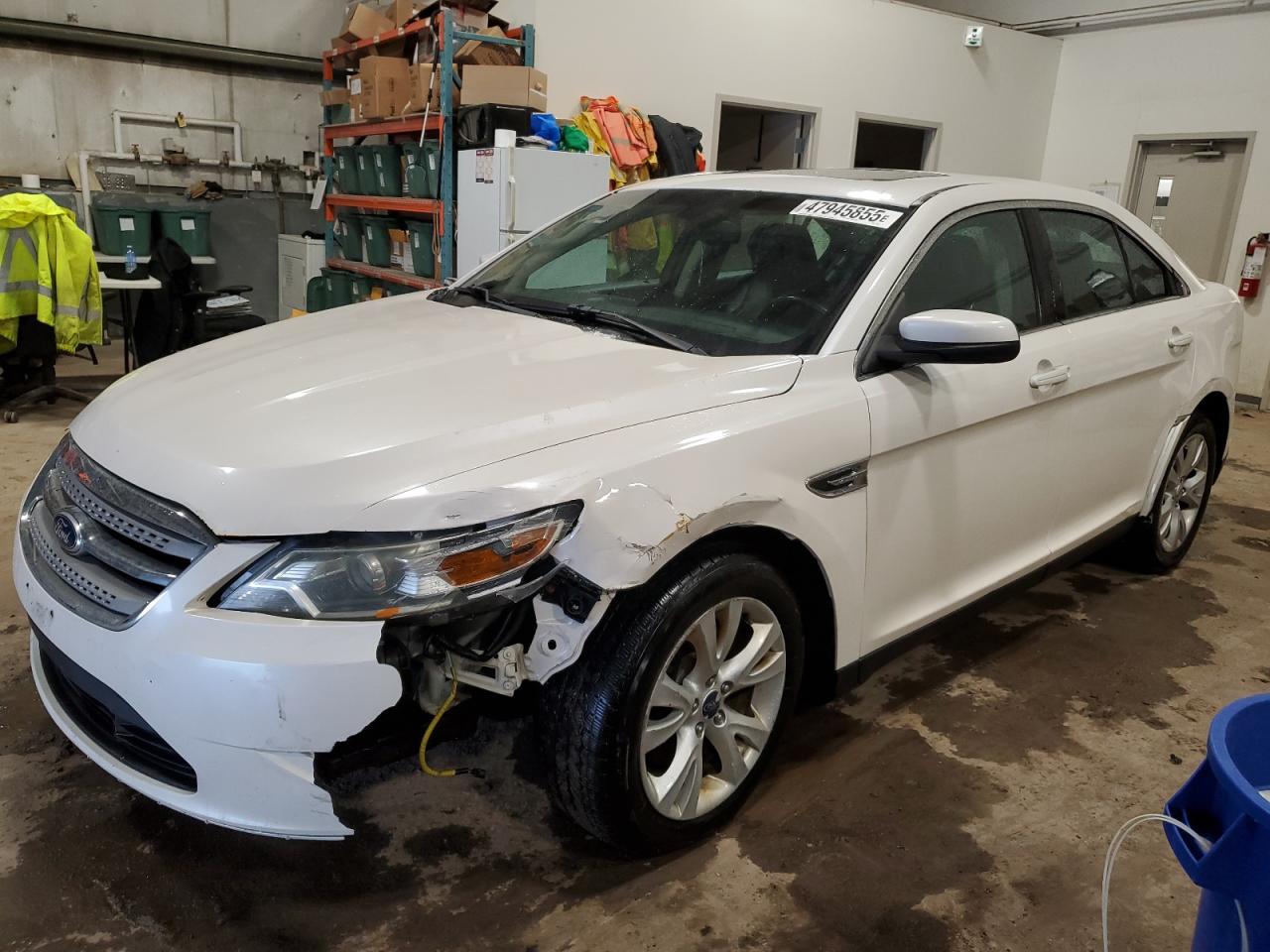 2011 Ford Taurus - Image 1