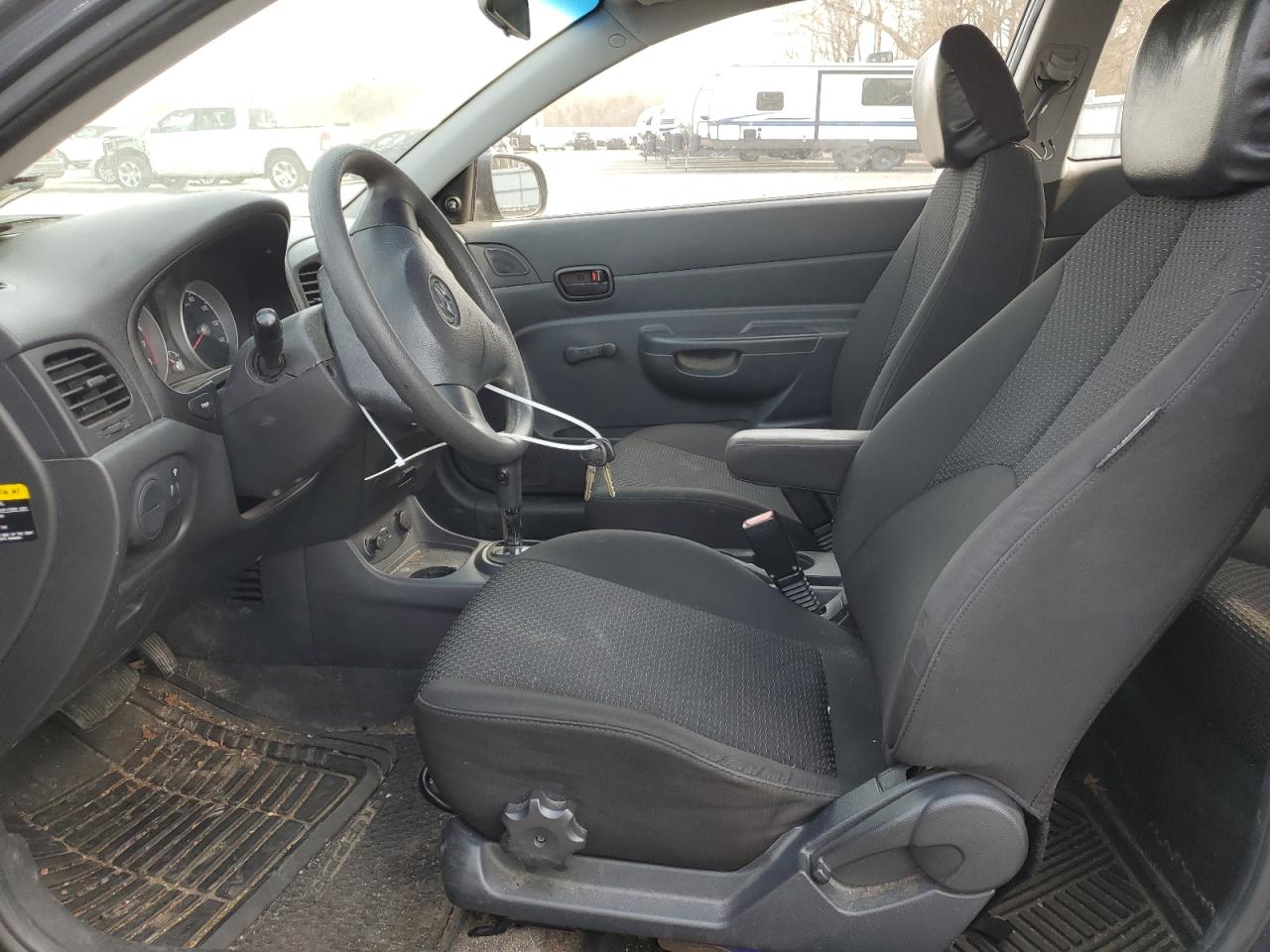 2011 Hyundai Accent - Image 7