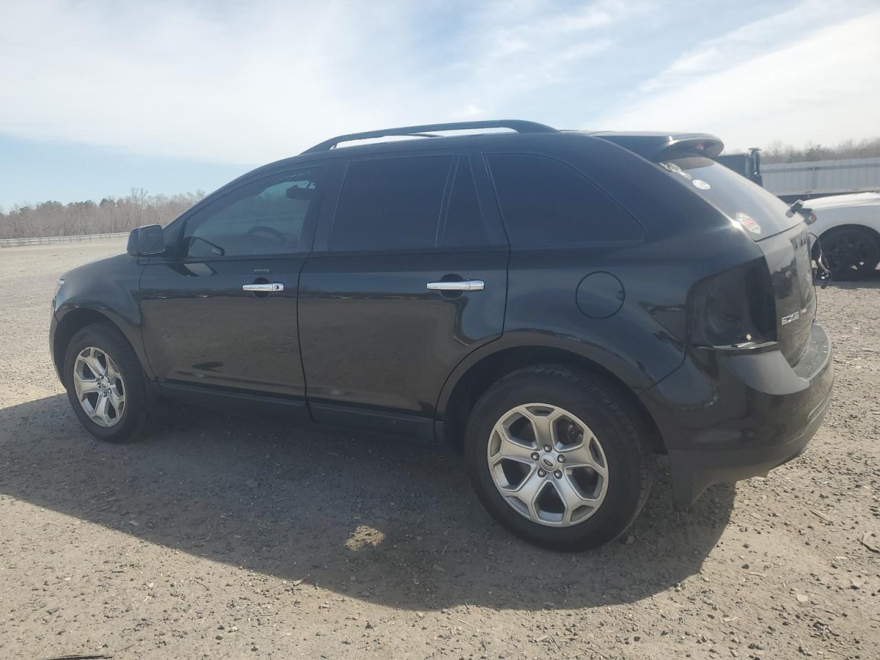 2011 Ford Edge - Image 2