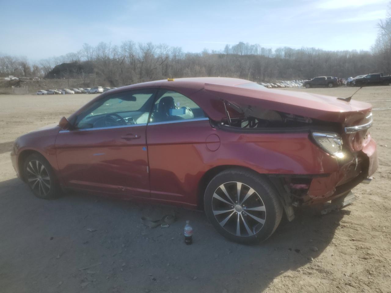 2012 Chrysler 200 - Image 2