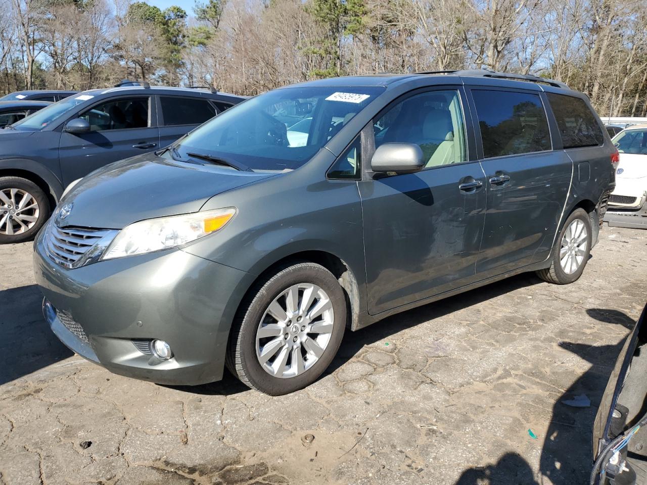 2011 Toyota Sienna - Image 1