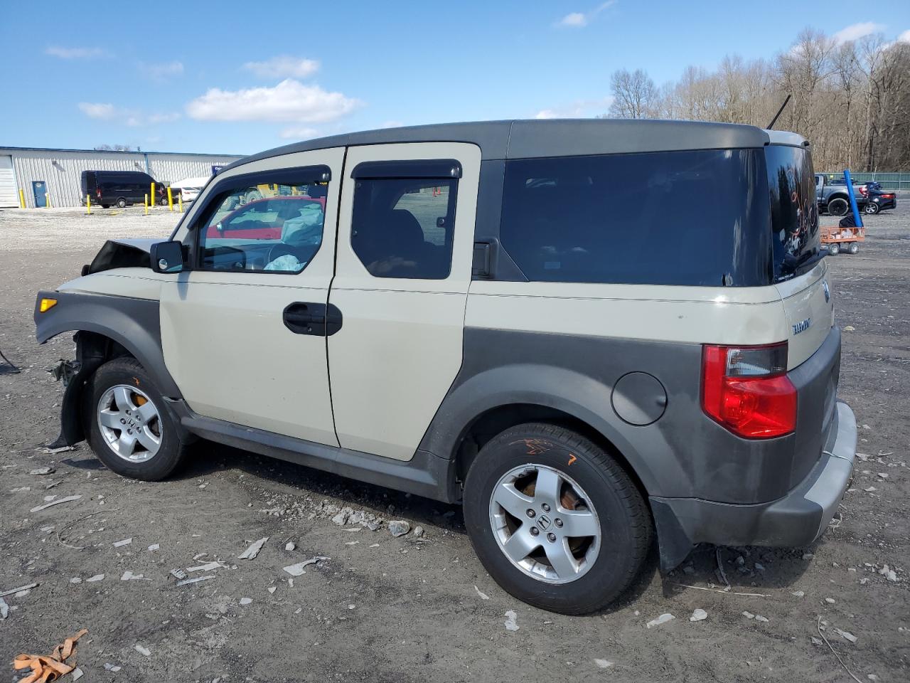 2005 Honda Element - Image 2