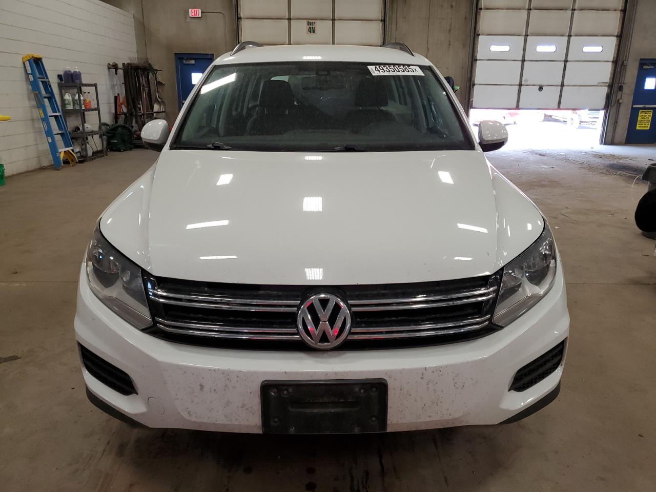 2016 Volkswagen Tiguan - Image 5