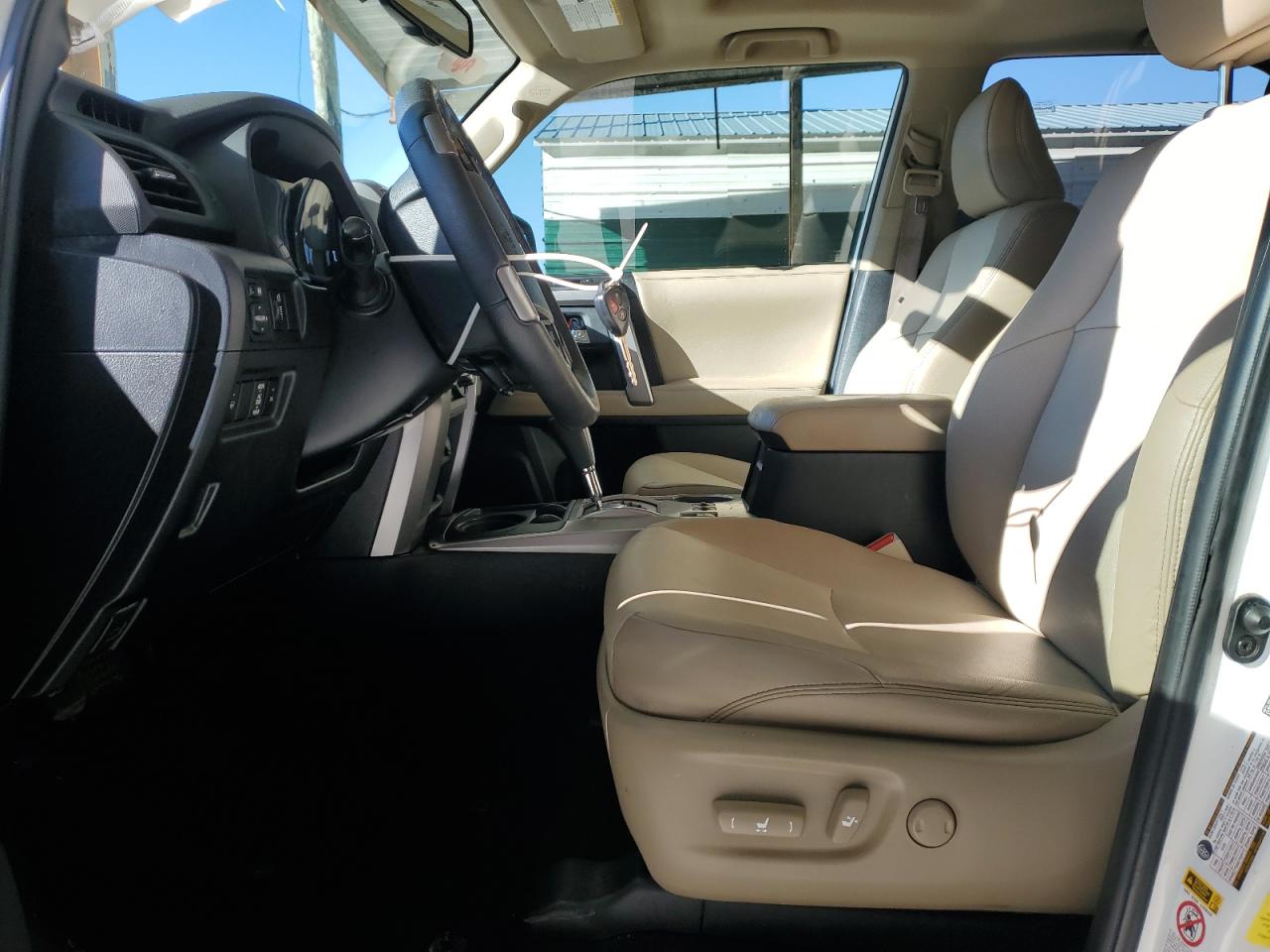 2018 Toyota 4Runner - Image 7