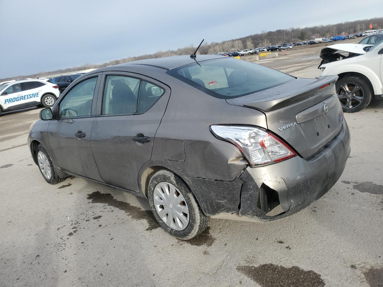 2013 Nissan Versa - Image 2