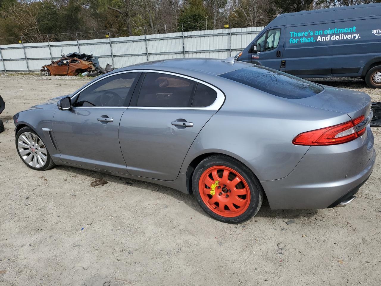 2014 Jaguar XF - Image 2