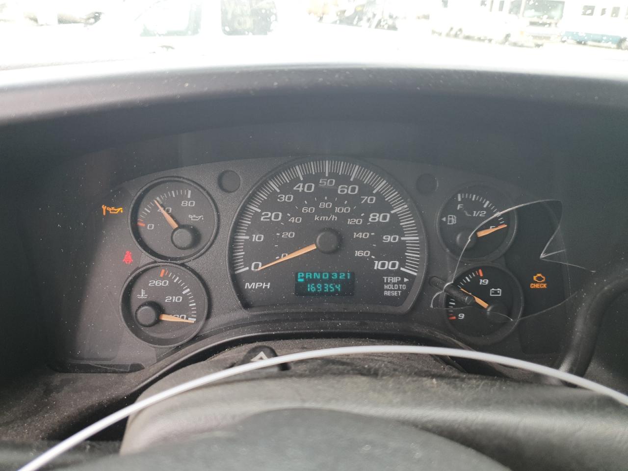 2006 Chevrolet Express - Image 9