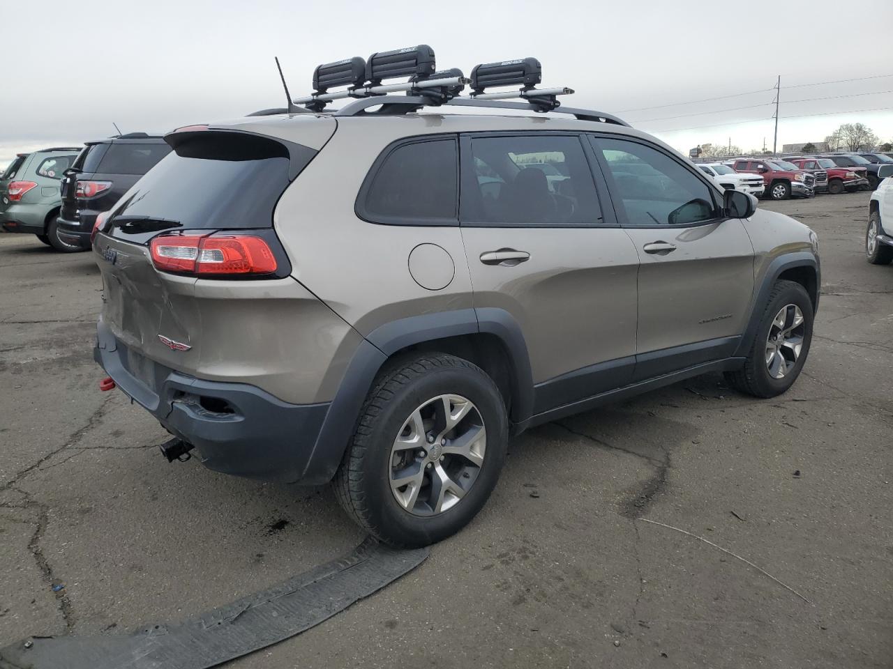 2017 Jeep Cherokee - Image 3