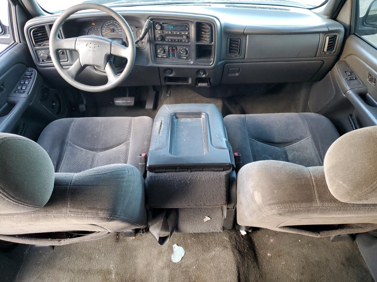 2007 Chevrolet Silverado - Image 8