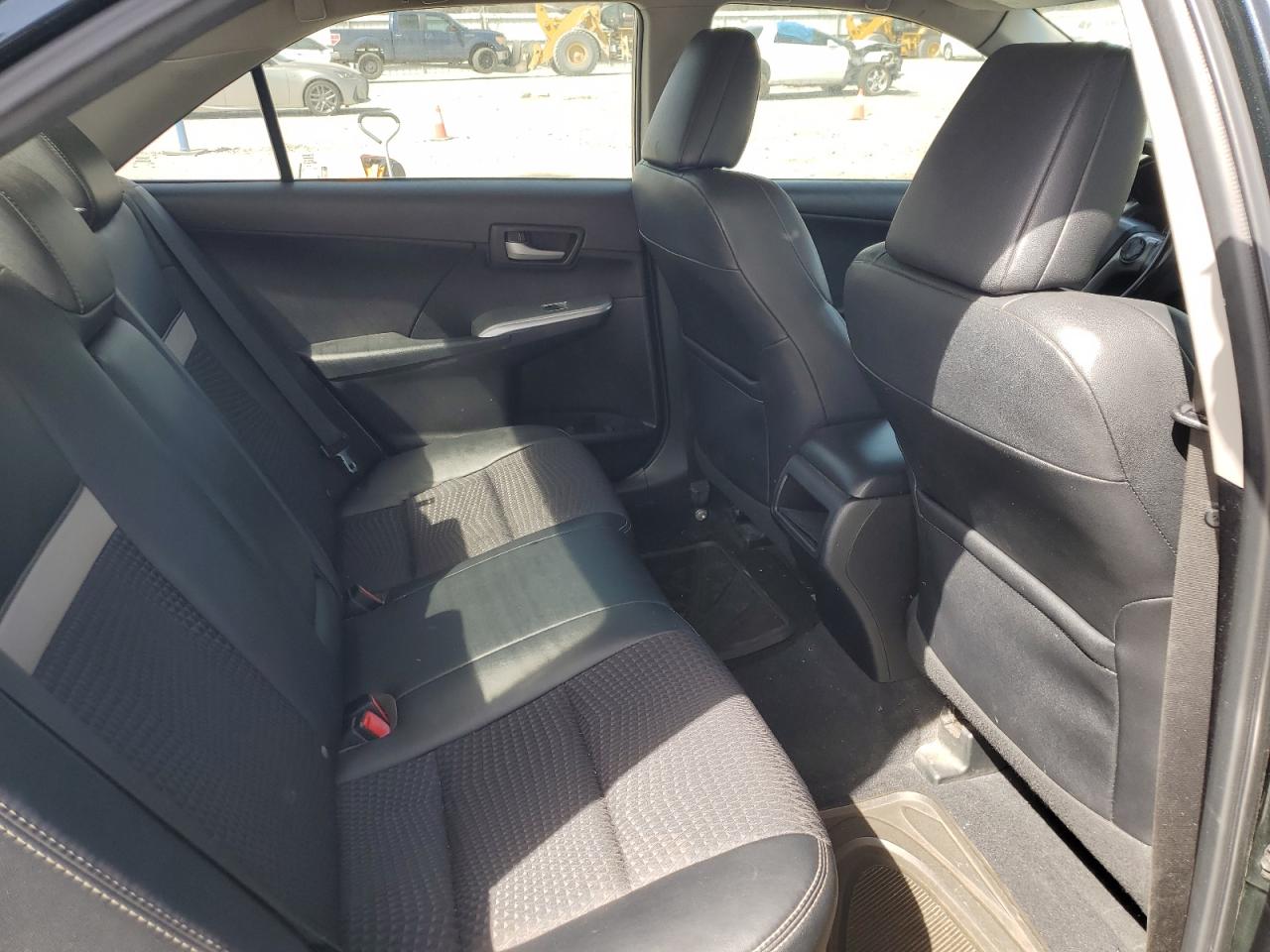 2012 Toyota Camry - Image 10