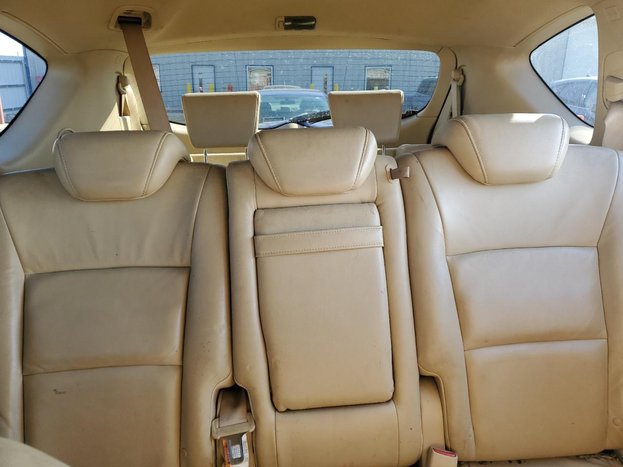 2006 Subaru Tribeca - Image 10