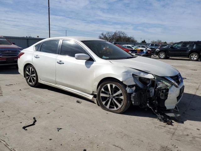 NISSAN ALTIMA 2017 White