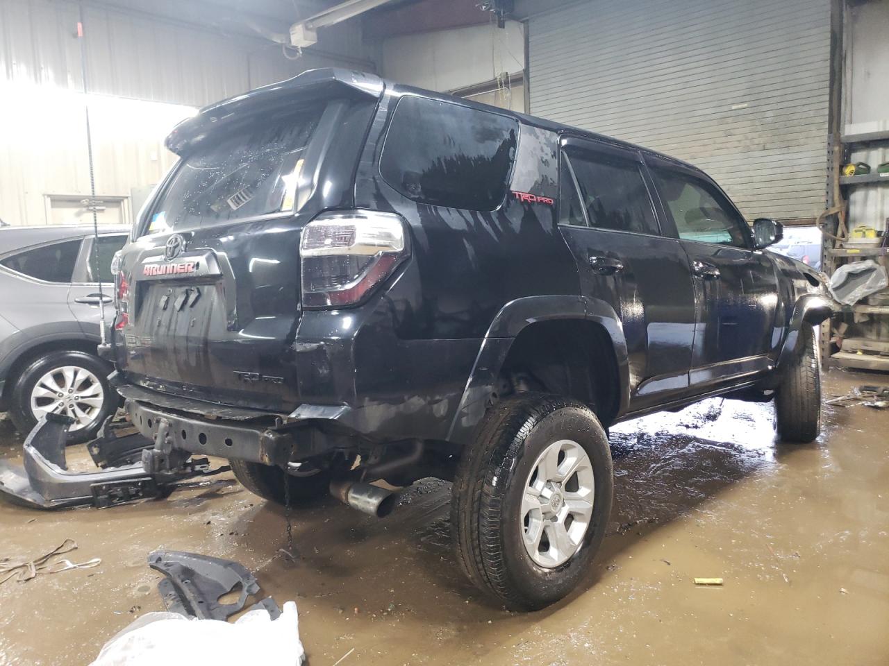 2015 Toyota 4Runner - Image 3