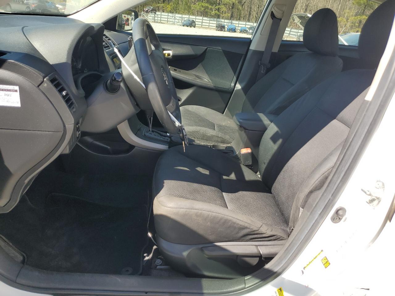 2009 Toyota Corolla - Image 7