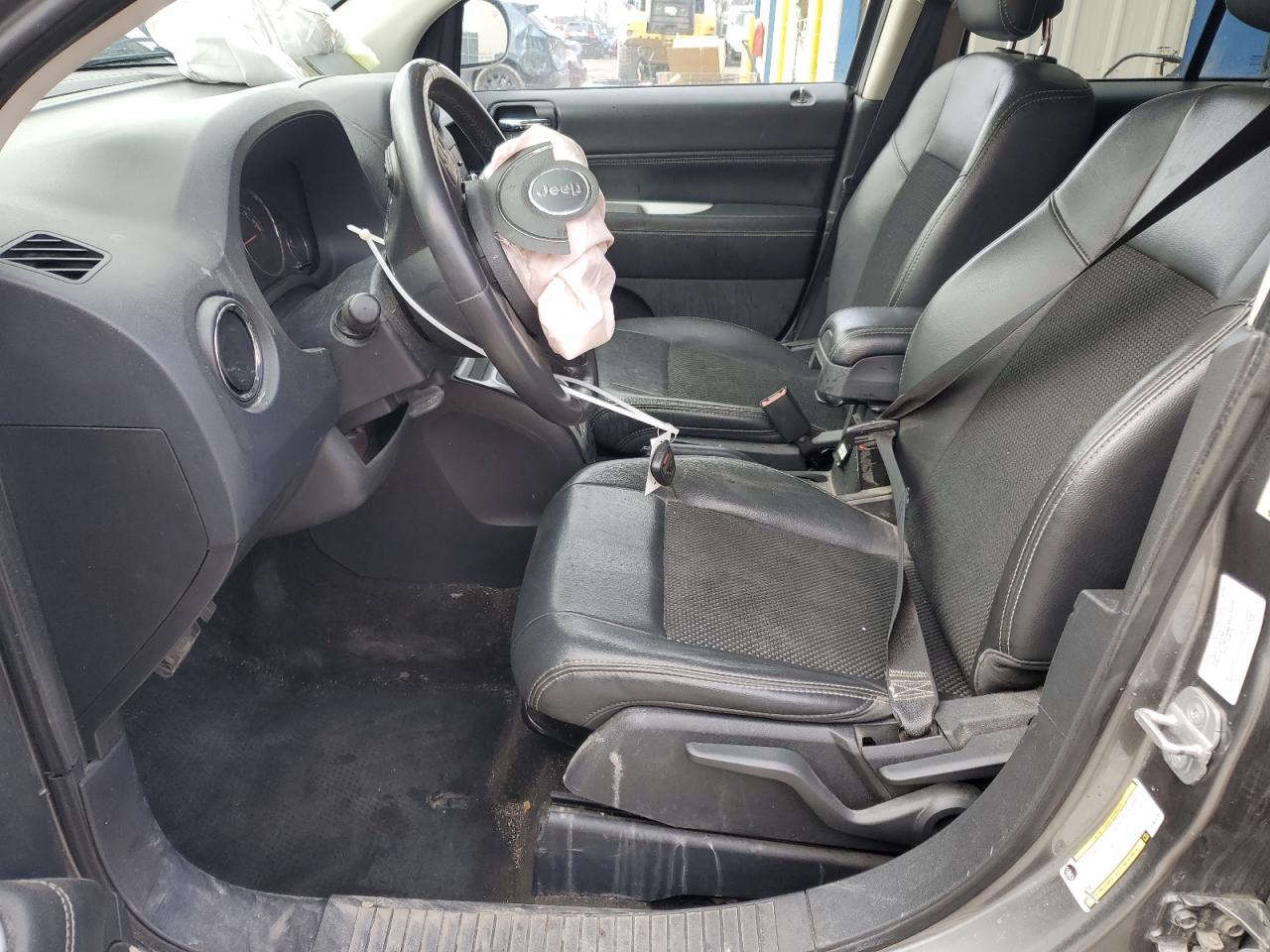 2014 Jeep Compass - Image 7