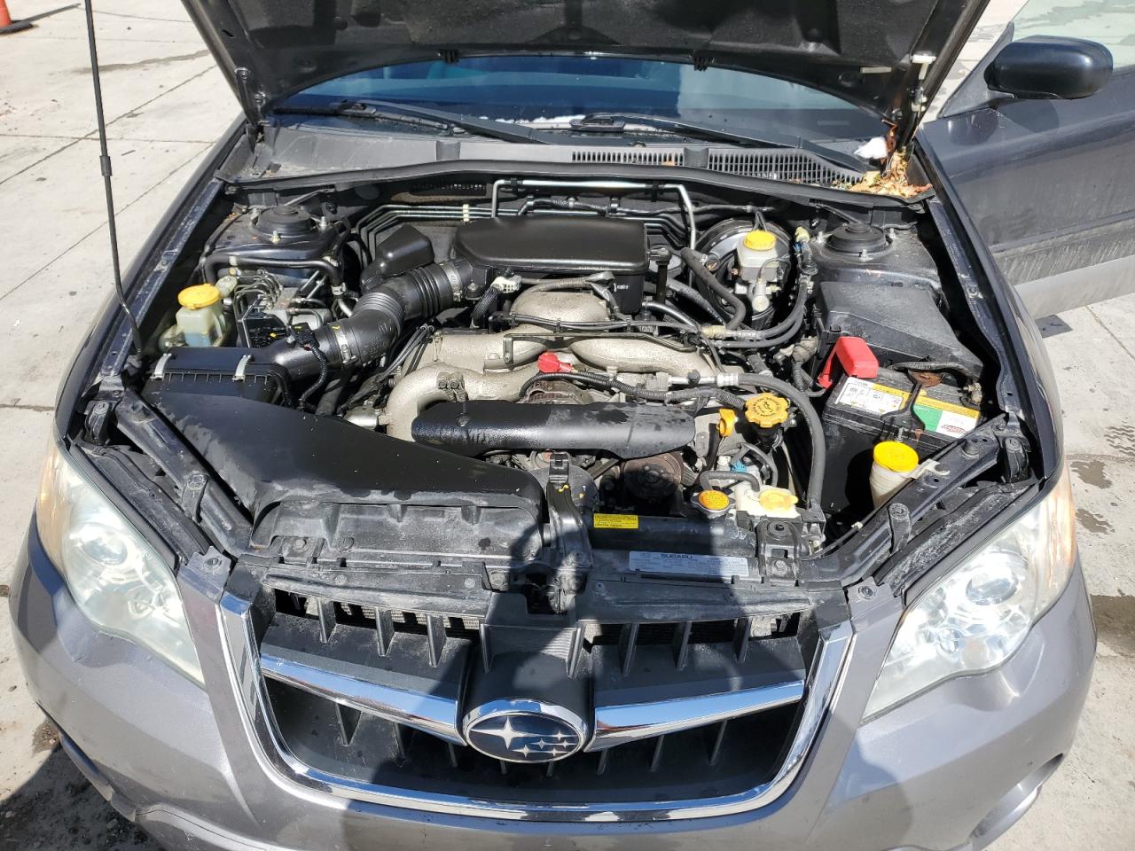 2009 Subaru Outback - Image 12
