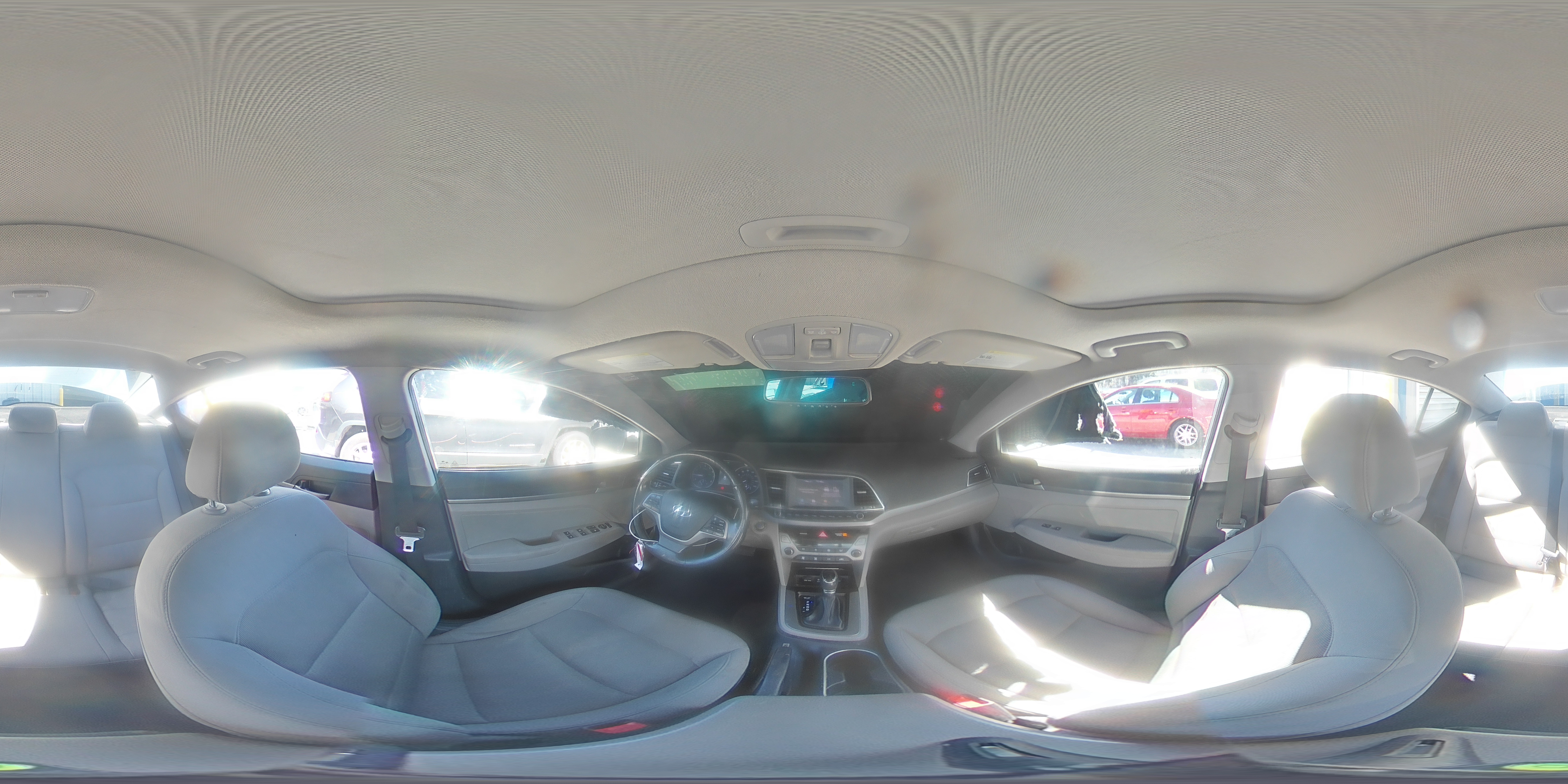 2018 Hyundai Elantra - Image 14