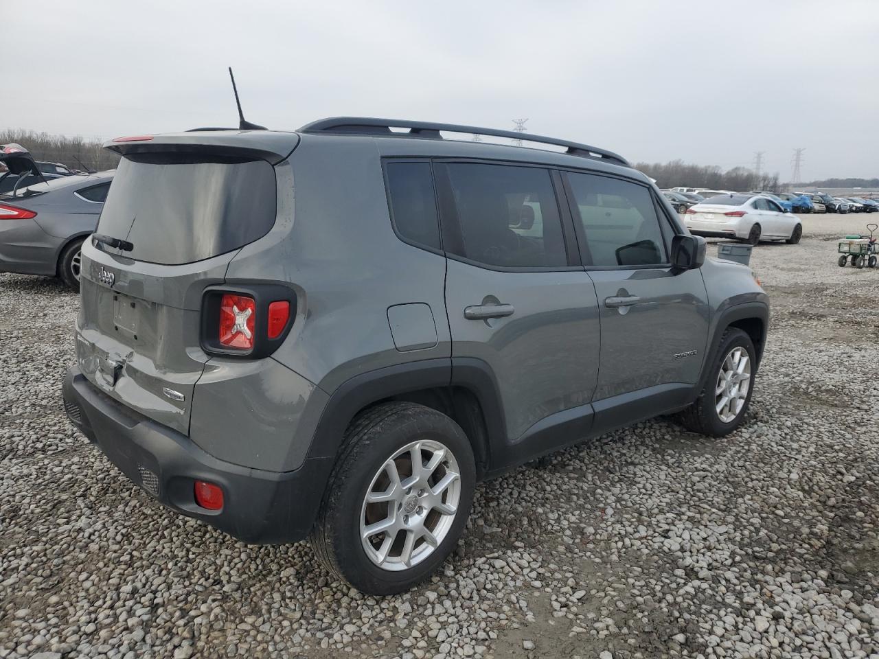 2020 Jeep Renegade - Image 3