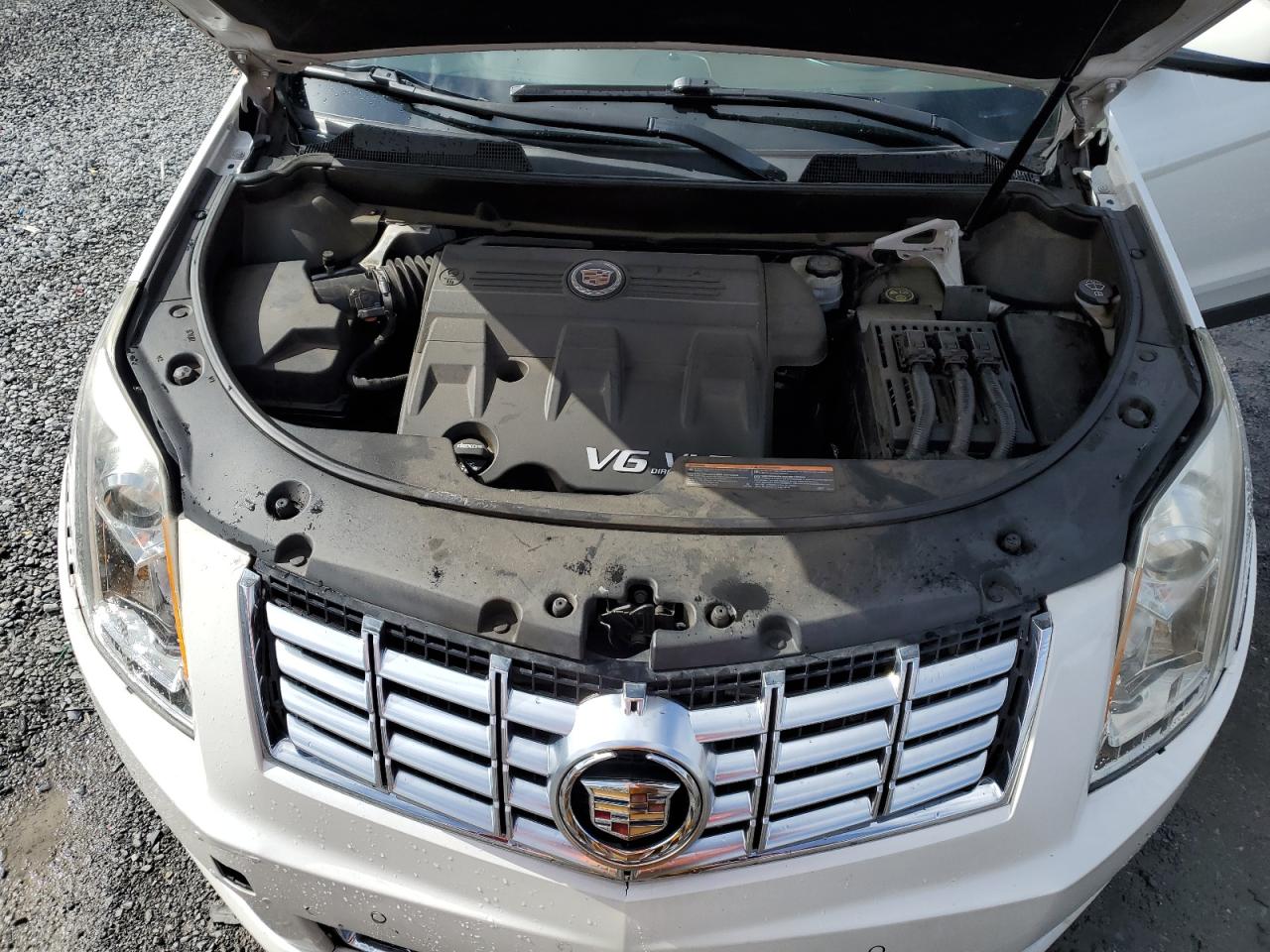 2015 Cadillac SRX - Image 12