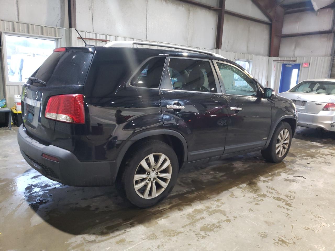2011 Kia Sorento - Image 3