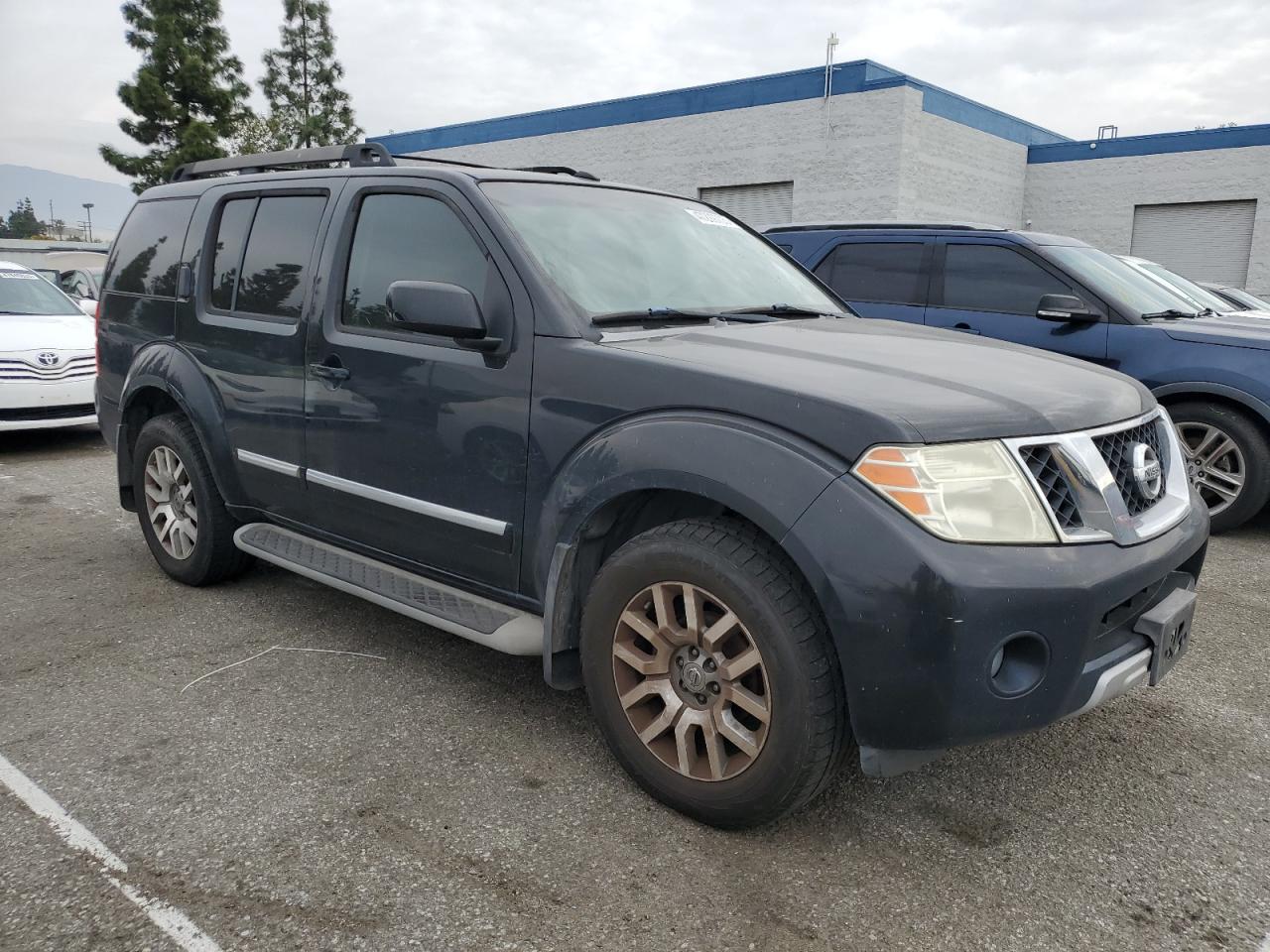 2009 Nissan Pathfinder - Image 4
