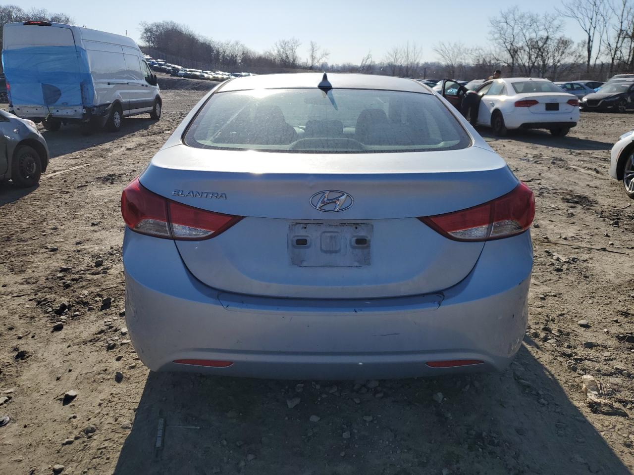 2013 Hyundai Elantra - Image 6