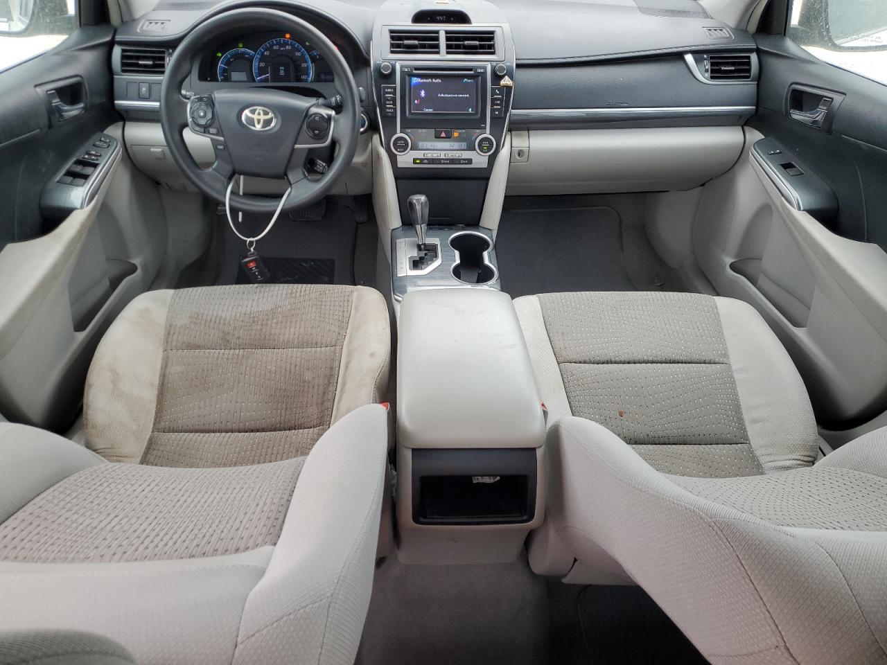 2013 Toyota Camry - Image 8