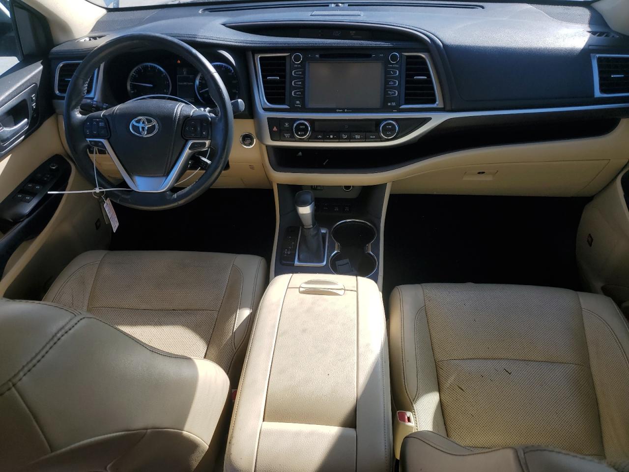 2014 Toyota Highlander - Image 8