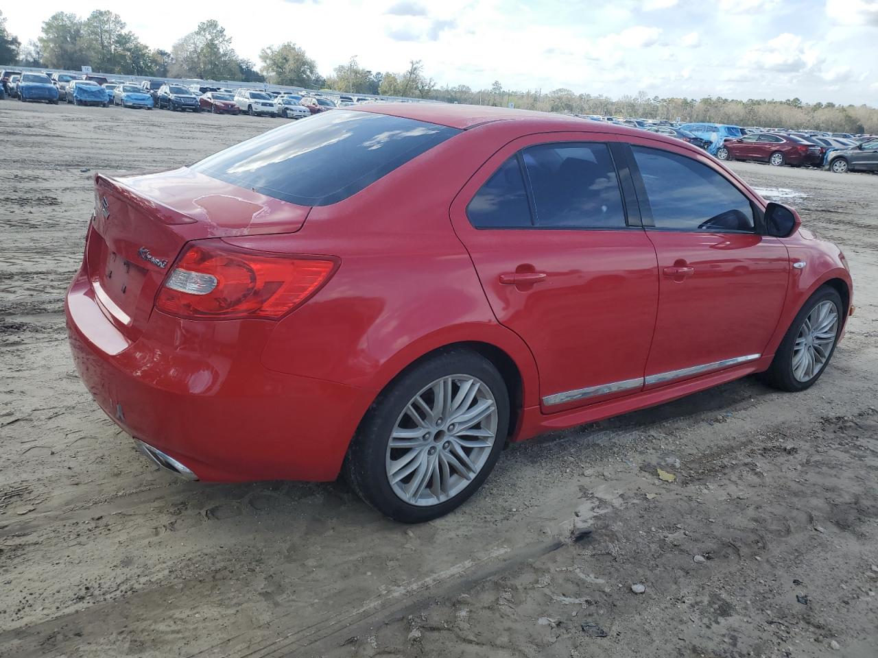 2011 Suzuki Kizashi - Image 3
