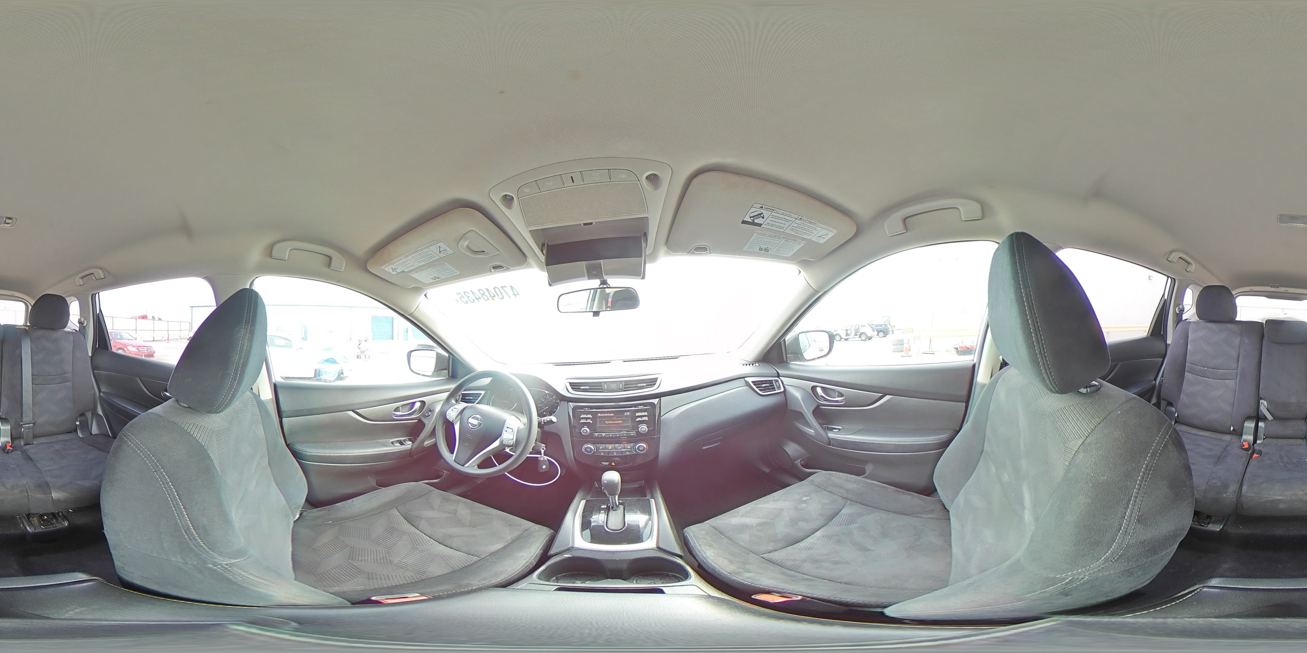 2016 Nissan Rogue - Image 16