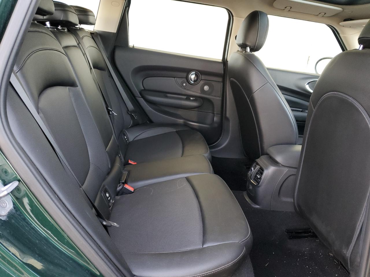 2016 MINI Cooper - Image 11