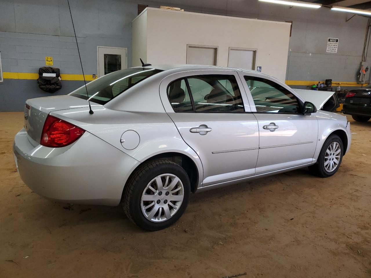 2009 Chevrolet Cobalt - Image 3