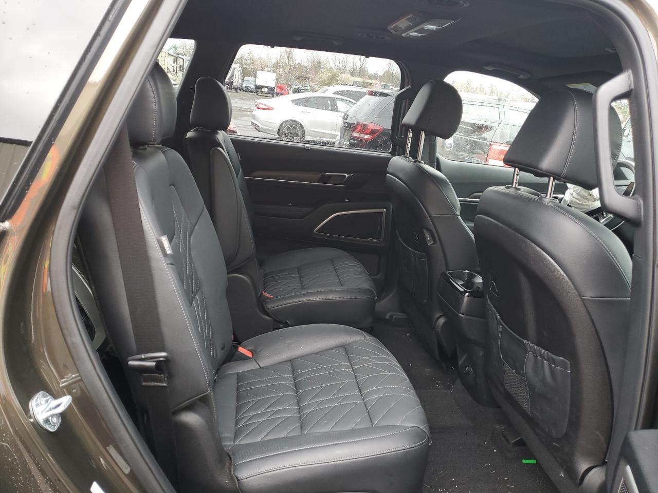 2023 Kia Telluride - Image 10