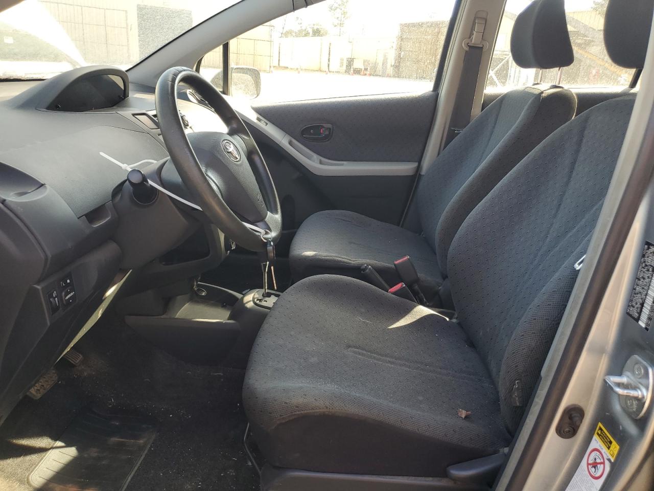 2009 Toyota Yaris - Image 7