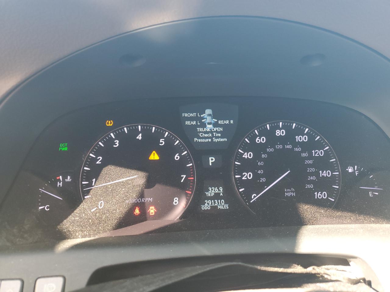 2009 Lexus LS - Image 9