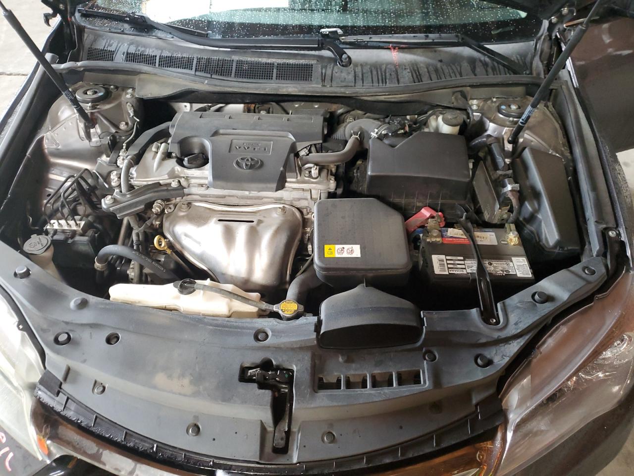 2015 Toyota Camry - Image 12