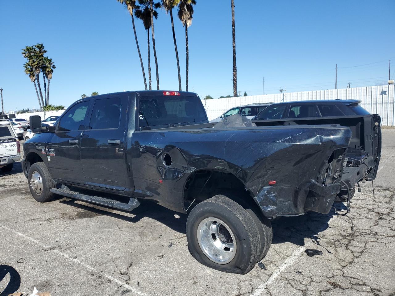 2017 RAM 3500 - Image 2