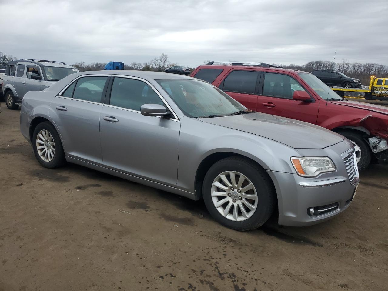 2014 Chrysler 300 - Image 4