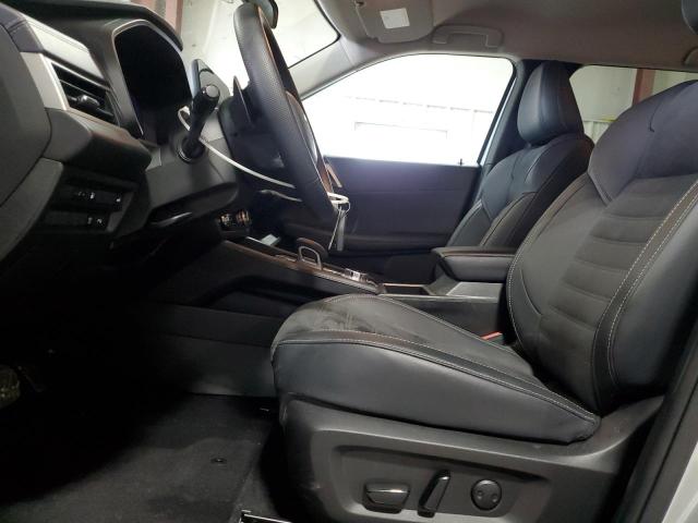  MITSUBISHI OUTLANDER 2024 Srebrny