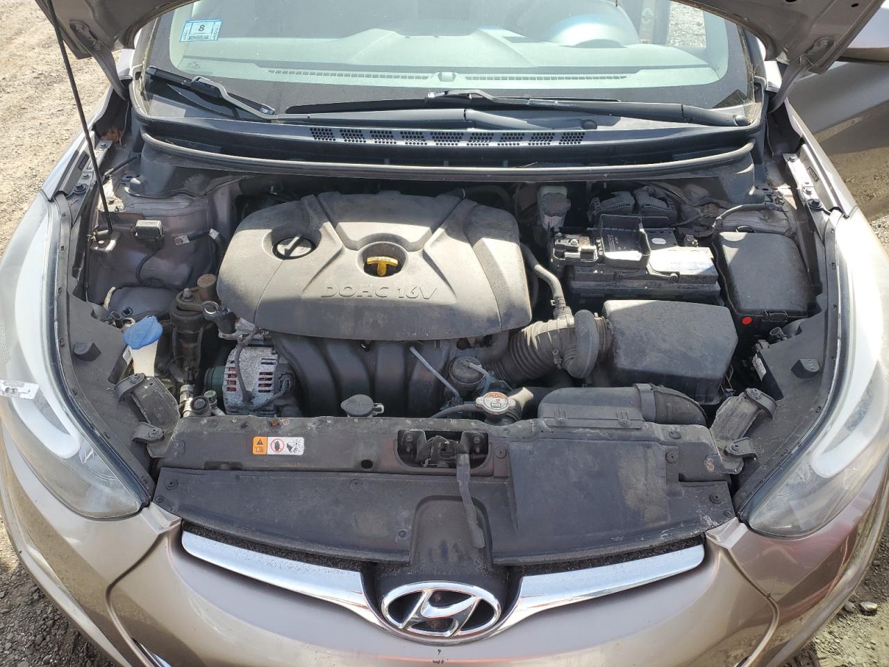2015 Hyundai Elantra - Image 11