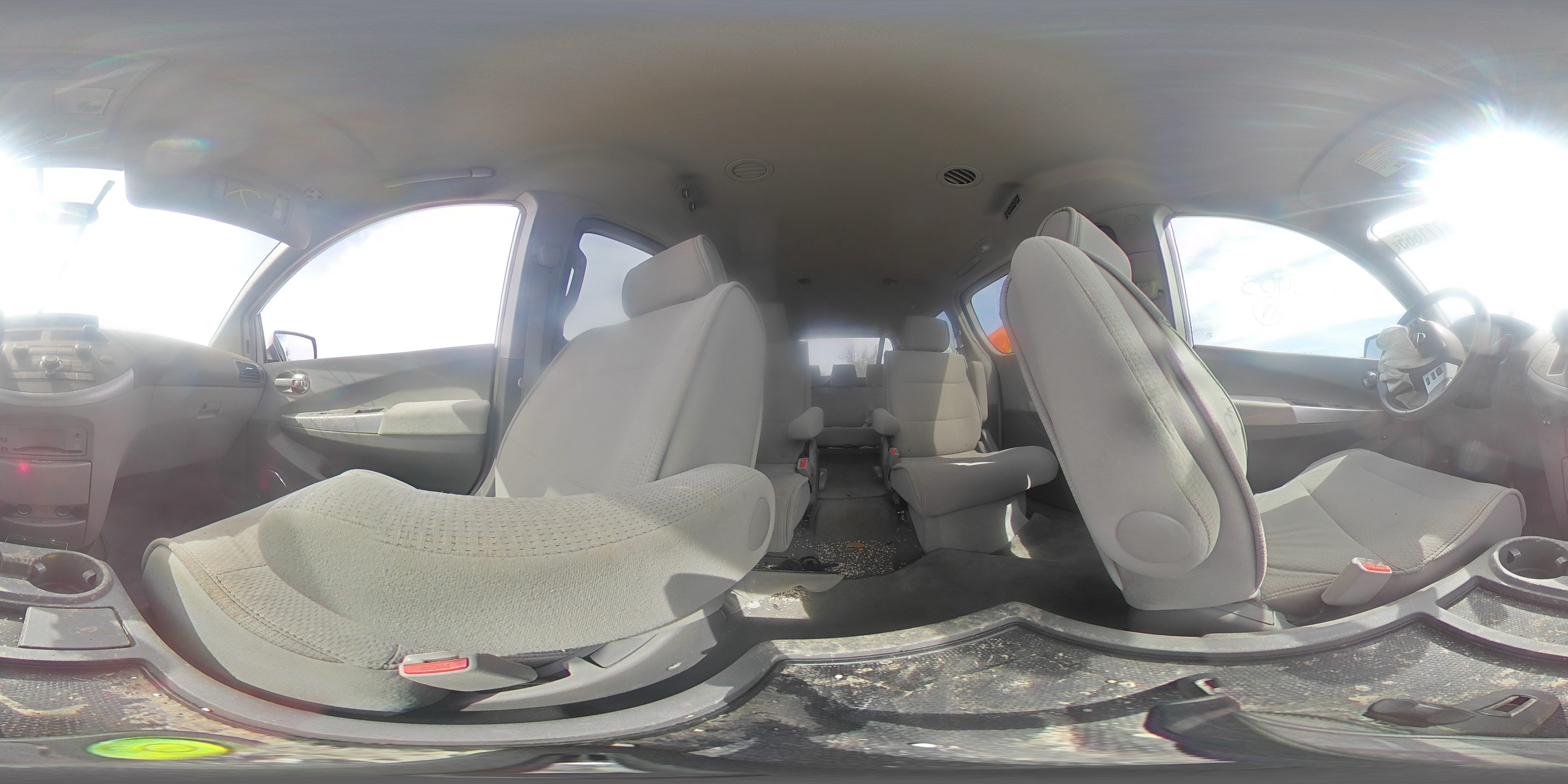2009 Nissan Quest - Image 13